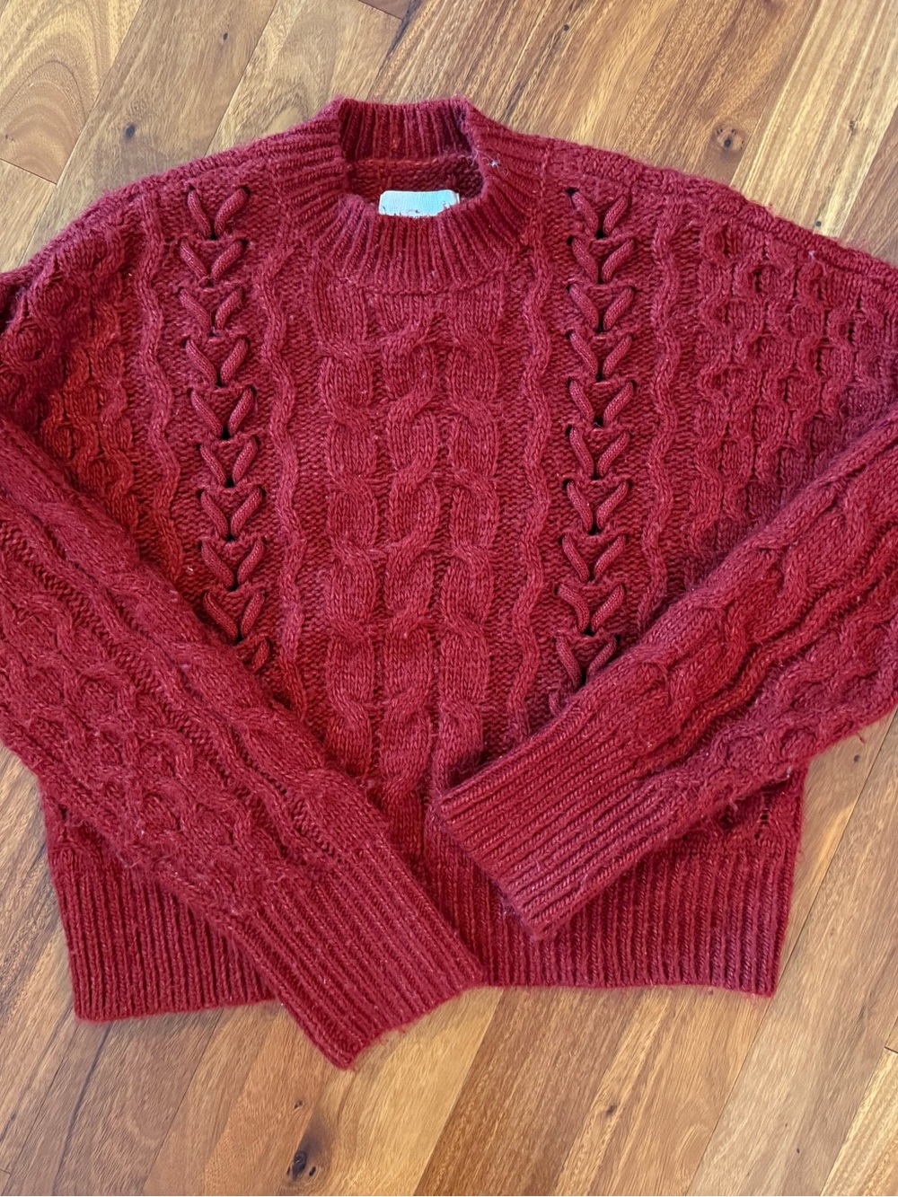 Abercrombie Cozy Cable Knit Crewneck Sweater - Deep Red
